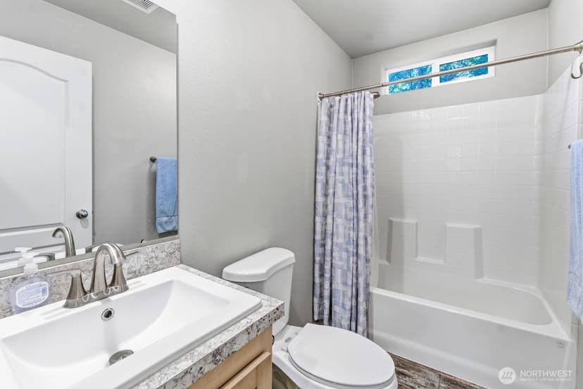 Property photo for 13420 Glenwood Road SW, Port Orchard photo 23