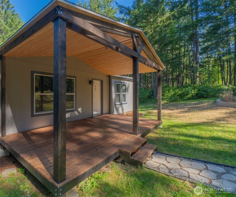 Property photo for 13420 Glenwood Road SW, Port Orchard photo 11