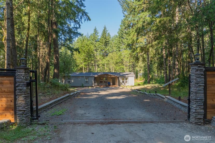 Property photo for 13420 Glenwood Road SW, Port Orchard photo 7