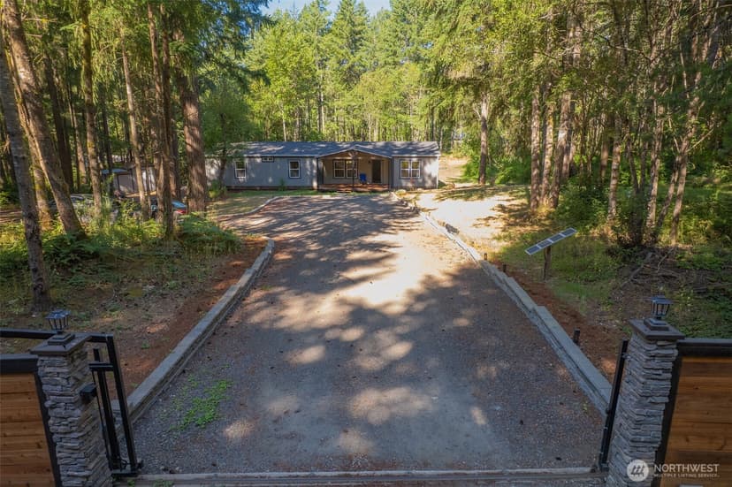 Property photo for 13420 Glenwood Road SW, Port Orchard photo 5