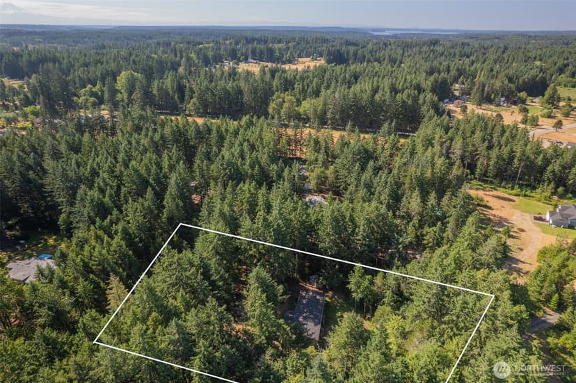Property photo for 13420 Glenwood Road SW, Port Orchard photo 3