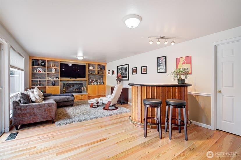 Property photo for 12104 NE 141st Street, Kirkland photo 12