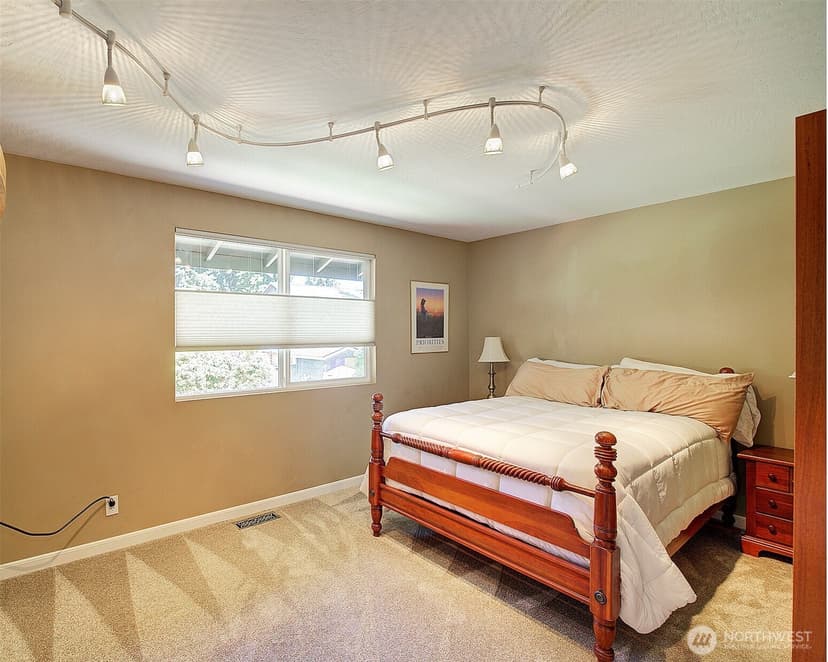Property photo for 12104 NE 141st Street, Kirkland photo 25
