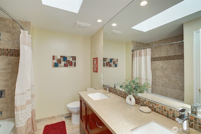 Property photo for 12104 NE 141st Street, Kirkland photo 26