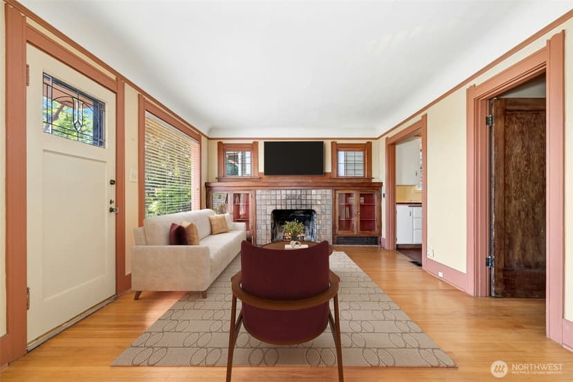 Property photo for 6505 Dayton Avenue N, Seattle photo 5