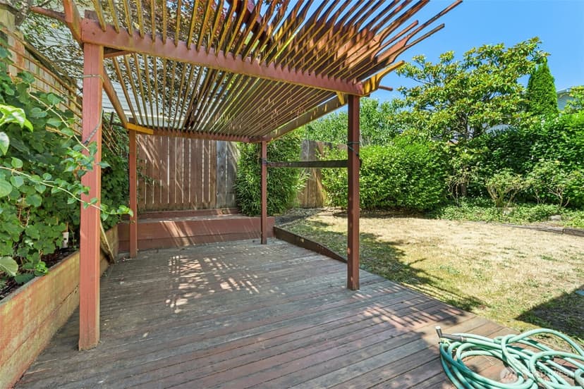 Property photo for 6505 Dayton Avenue N, Seattle photo 21