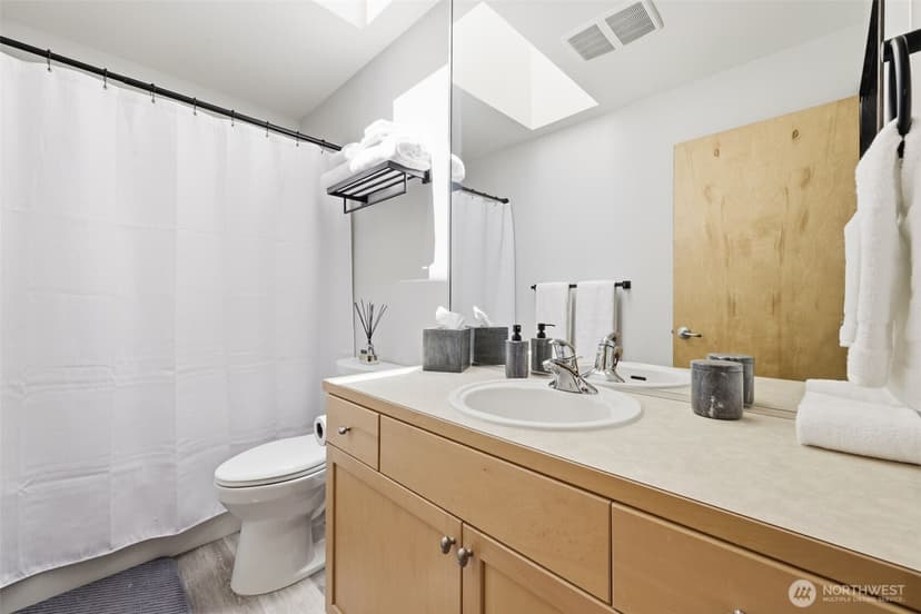 Property photo for 21506 117th Avenue SE, Kent photo 20