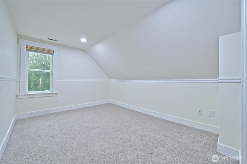 Property photo for 2134 E 14th Street, Bremerton photo 20