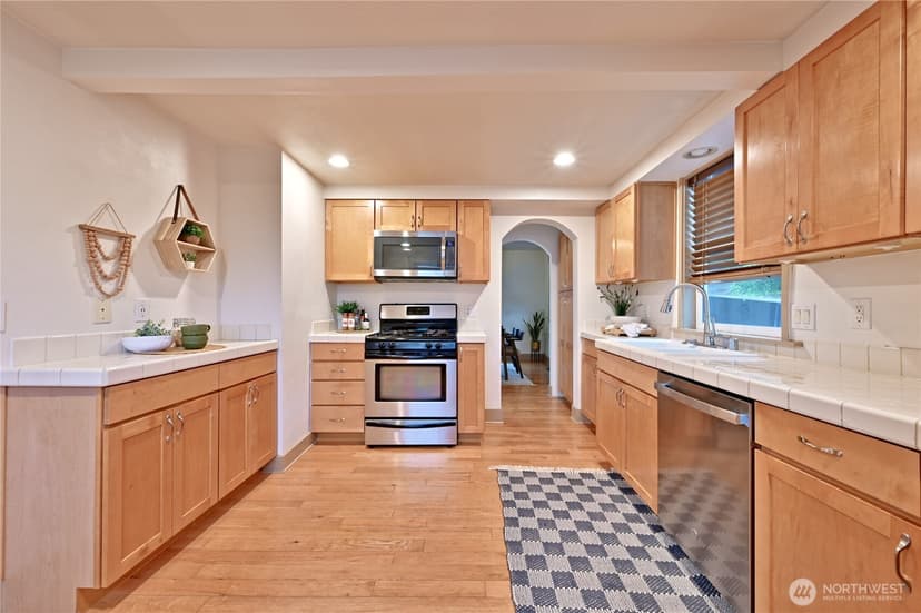 Property photo for 2134 E 14th Street, Bremerton photo 6