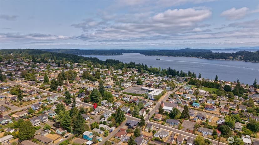 Property photo for 2134 E 14th Street, Bremerton photo 33