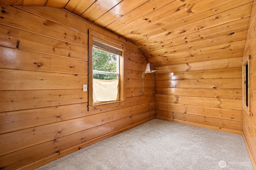 Property photo for 8316 121st Street SW, Lakewood photo 12