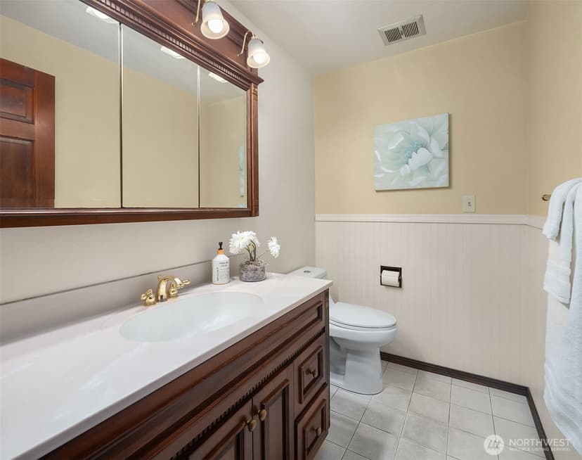 Property photo for 6116 190th Street, Kenmore photo 14
