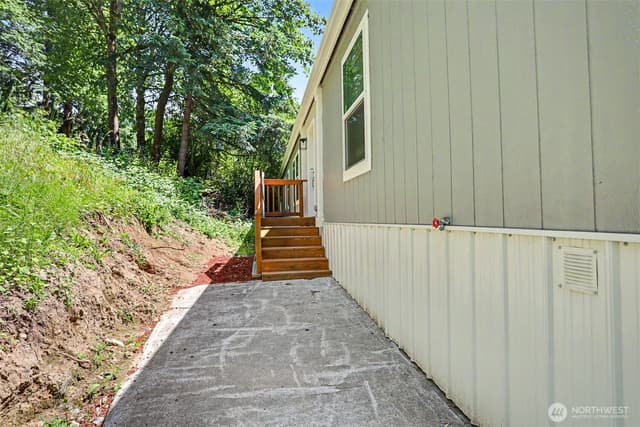 Property photo for 28454 168th Avenue SE #40, Kent photo 3