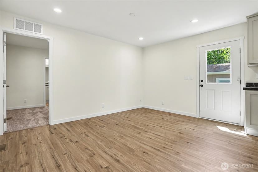 Property photo for 28454 168th Avenue SE #40, Kent photo 16