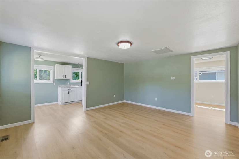Property photo for 11418 Jovita Boulevard E, Edgewood photo 15