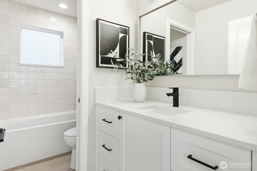 Property photo for 11217 NE 95th Street, Kirkland photo 28