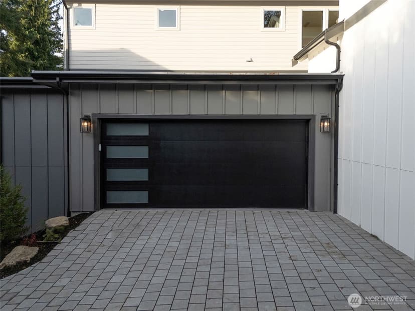 Property photo for 11217 NE 95th Street, Kirkland photo 35