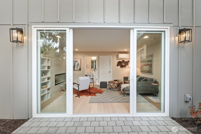 Property photo for 11217 NE 95th Street, Kirkland photo 19