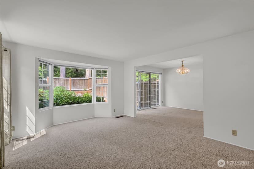 Property photo for 2016 Mill Pointe Drive SE, Mill Creek photo 11