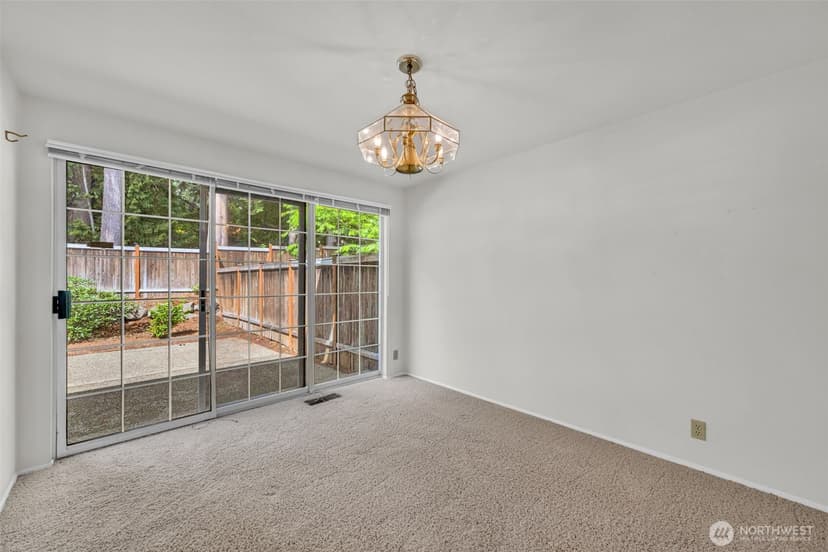 Property photo for 2016 Mill Pointe Drive SE, Mill Creek photo 9