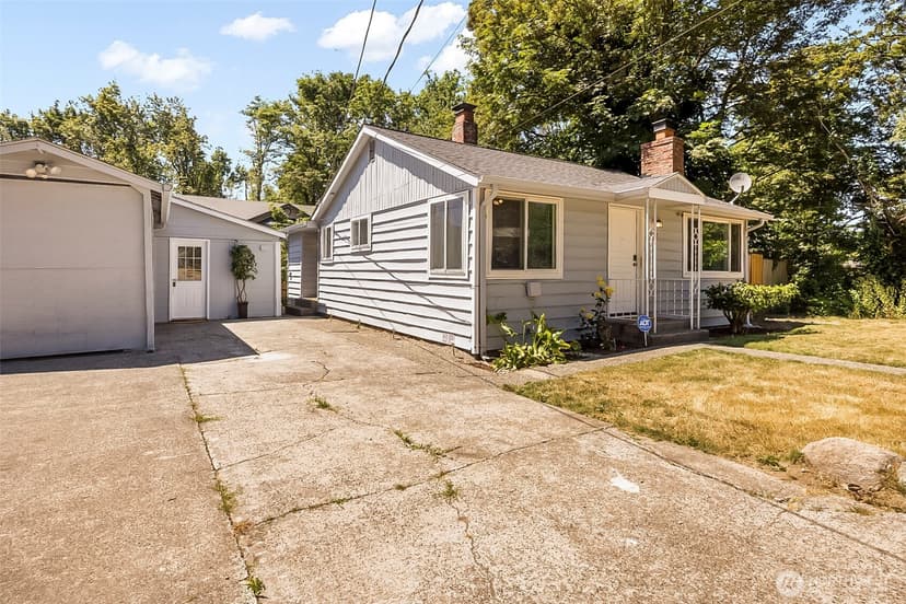 Property photo for 9201 36 Avenue S, Seattle photo 19