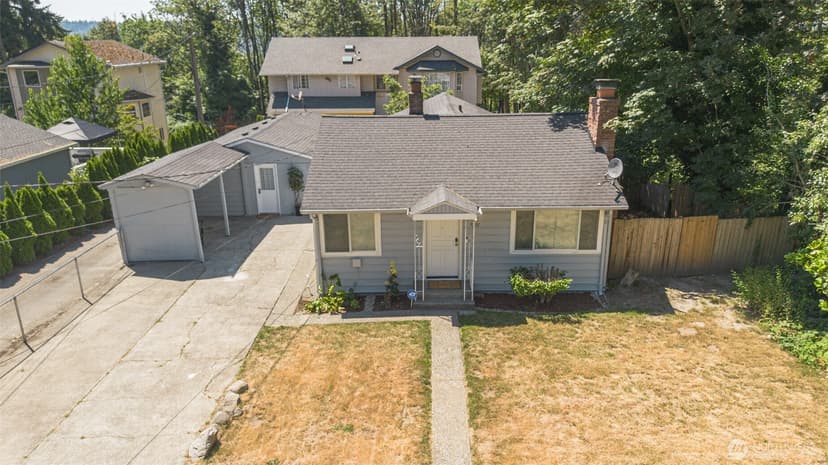 Property photo for 9201 36 Avenue S, Seattle photo 37