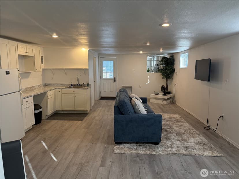 Property photo for 9201 36 Avenue S, Seattle photo 26
