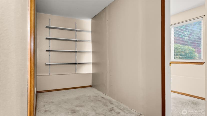 Property photo for 19601 Knoll Dr, Arlington photo 29