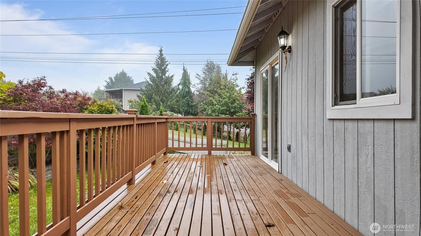 Property photo for 19601 Knoll Dr, Arlington photo 33