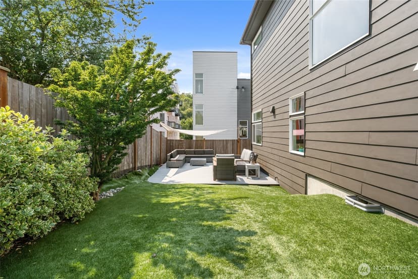 Property photo for 4042 Martin Luther King Jr Way S, Seattle photo 32