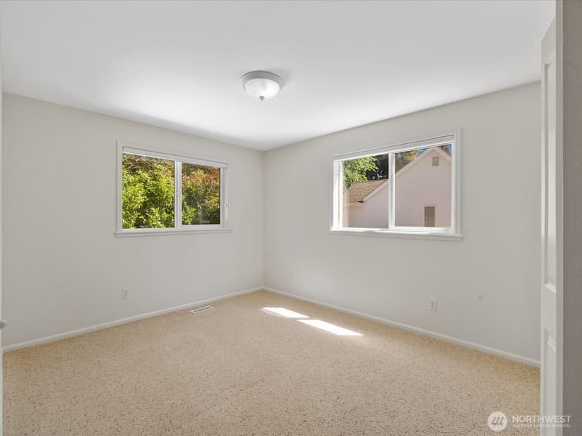 Property photo for 7850 123rd Avenue NE, Kirkland photo 17