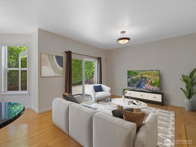 Property photo for 7850 123rd Avenue NE, Kirkland photo 5