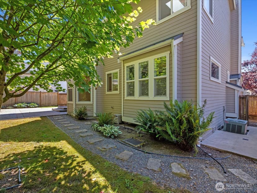 Property photo for 7850 123rd Avenue NE, Kirkland photo 24