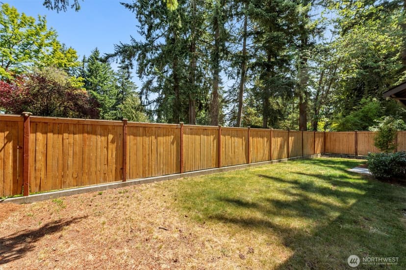 Property photo for 15204 Greenwood Avenue N, Shoreline photo 29