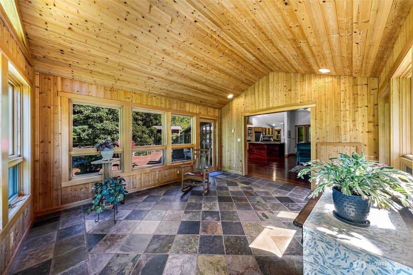 Property photo for 6701 Holst Road, Clinton photo 12