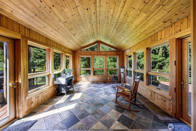 Property photo for 6701 Holst Road, Clinton photo 13