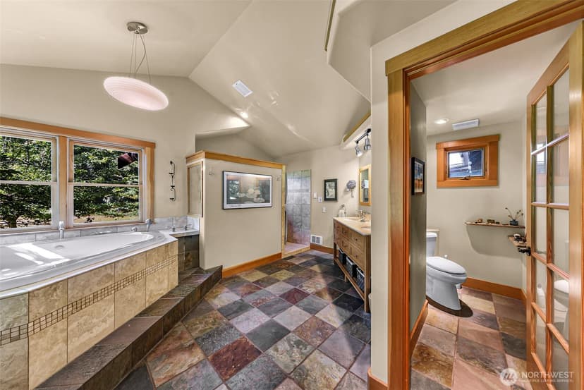 Property photo for 6701 Holst Road, Clinton photo 17