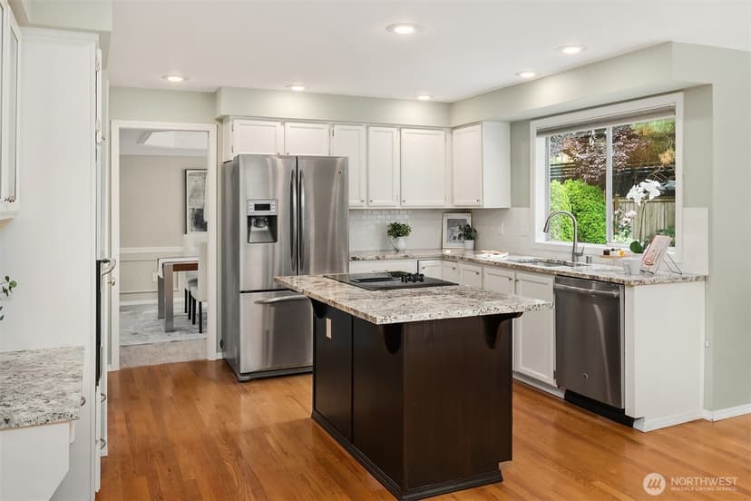 Property photo for 13014 NE 197th Place, Woodinville photo 10