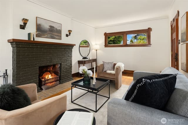 Property photo for 2710 18th Avenue S, Seattle photo 5