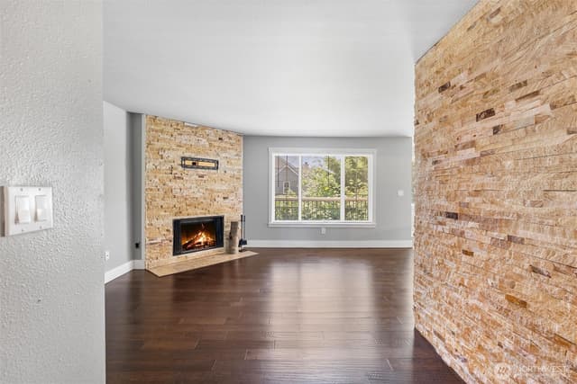 Property photo for 12404 E Gibson Road #M202, Everett photo 5