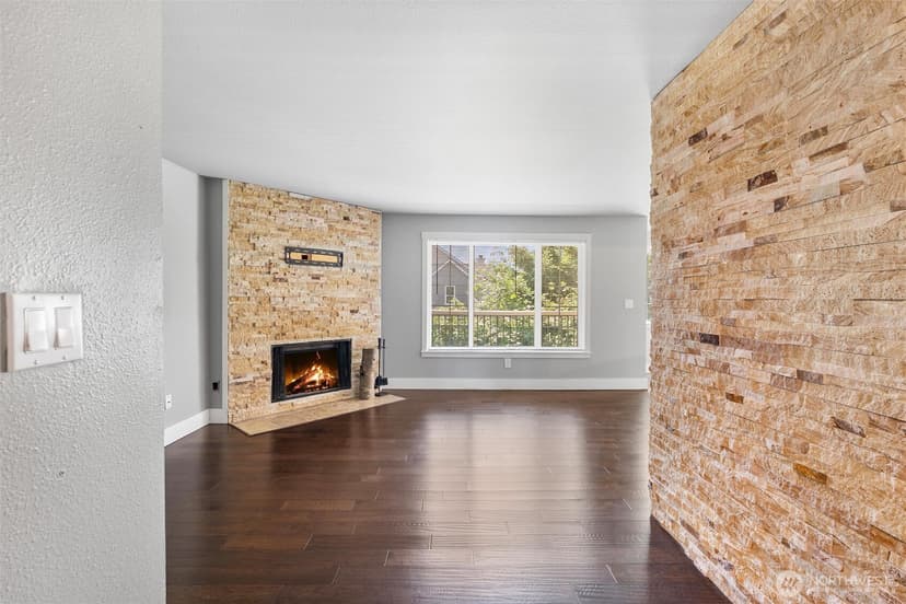 Property photo for 12404 E Gibson Road #M202, Everett photo 5