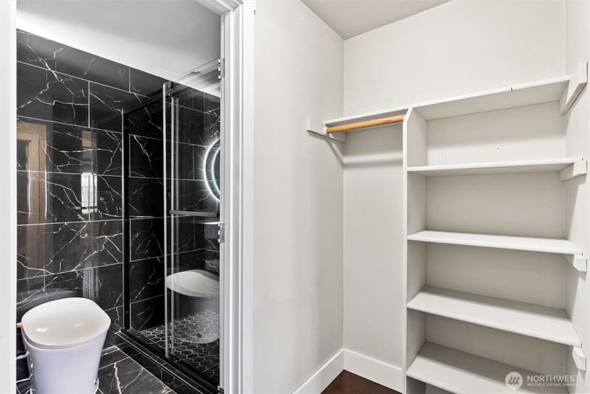 Property photo for 12404 E Gibson Road #M202, Everett photo 23