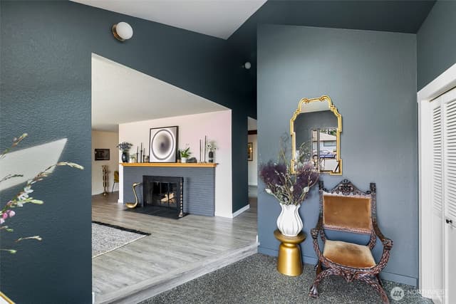 Property photo for 604 Tamarack Avenue, Everett photo 2