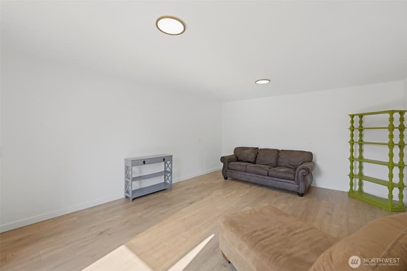 Property photo for 1255 S Grant Avenue, Tacoma photo 35