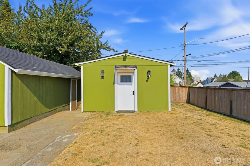 Property photo for 1255 S Grant Avenue, Tacoma photo 33