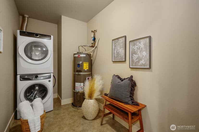 Property photo for 51 Pine Street #202, Edmonds photo 15