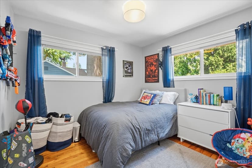 Property photo for 10038 13th Avenue NW, Seattle photo 18