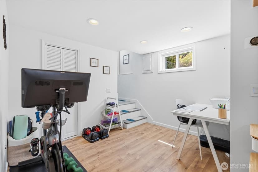 Property photo for 10038 13th Avenue NW, Seattle photo 20