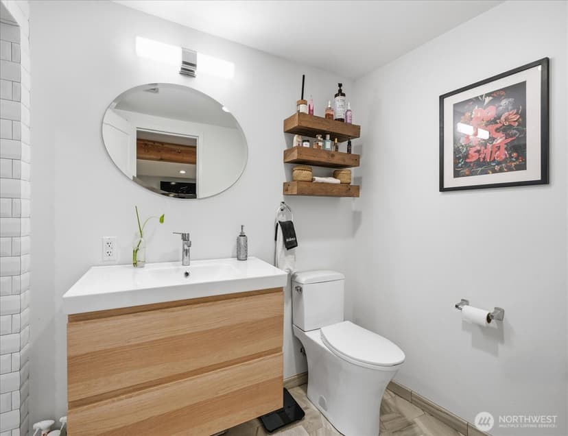 Property photo for 10038 13th Avenue NW, Seattle photo 25