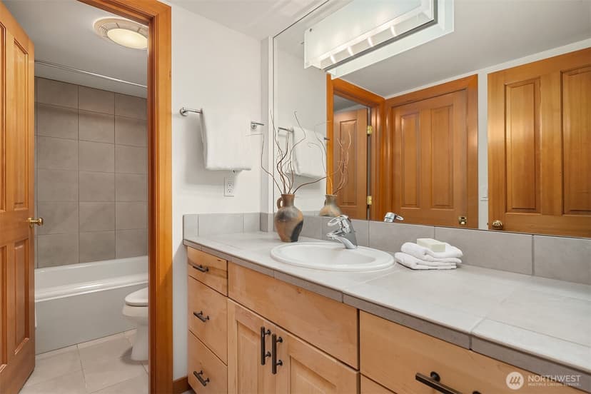 Property photo for 227 8th Avenue, Kirkland photo 32